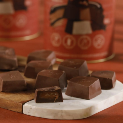 BOMBOM  54% CREME AVELÃ S/ AÇUCAR - LUCKAU.