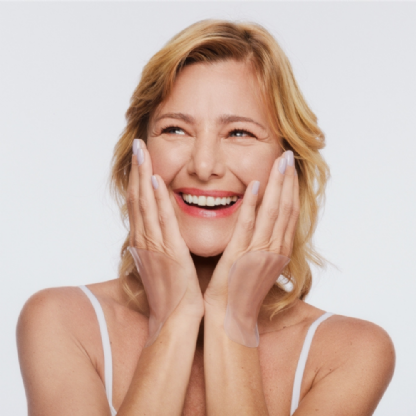ADESIVOS ANTISSINAIS DE SILICONE PARA REJUVENESCIMENTO DAS MAOS SUPERBIA